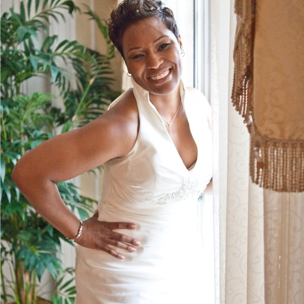Chic Ivory High Collar Galina Signature Wedding Dress - Picture 5 of 9